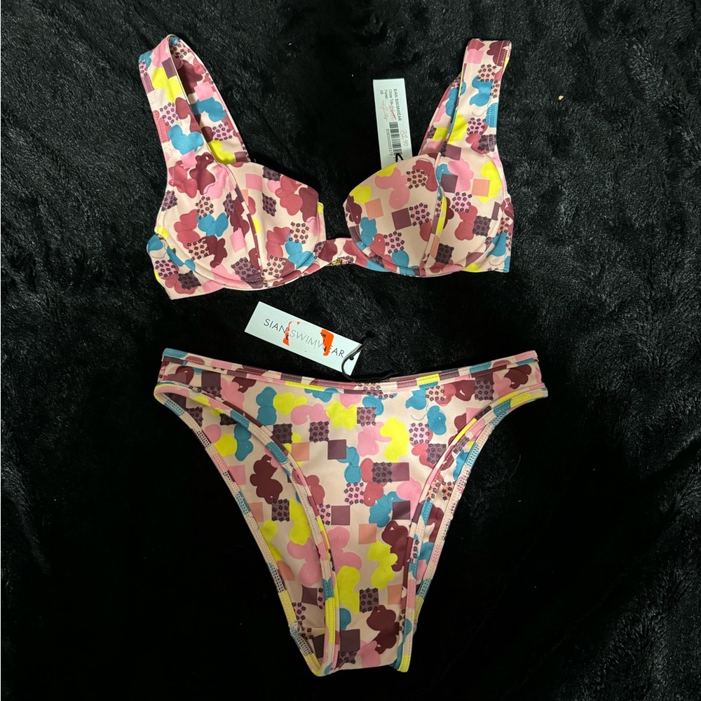 SIAN SWIMWEAR BIKINI SET